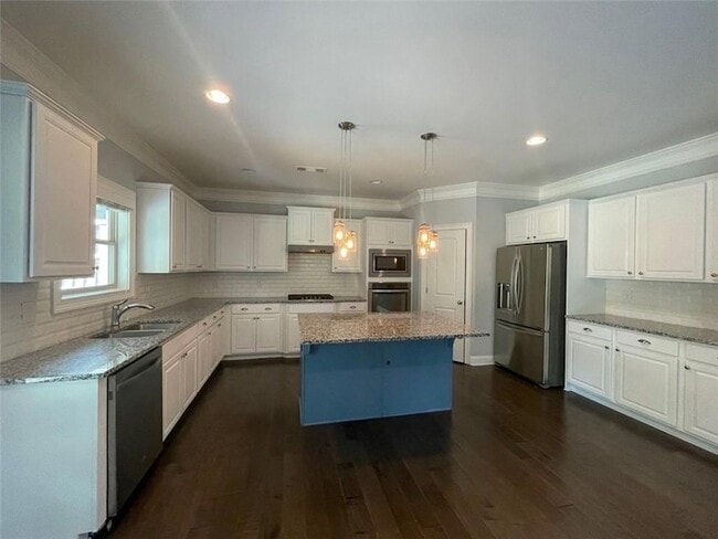 Building Photo - 3483 Lost Oak Dr NE