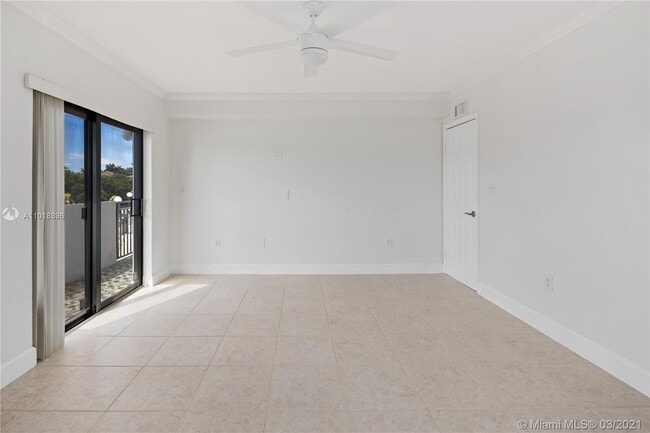 Building Photo - 6901 Edgewater Dr