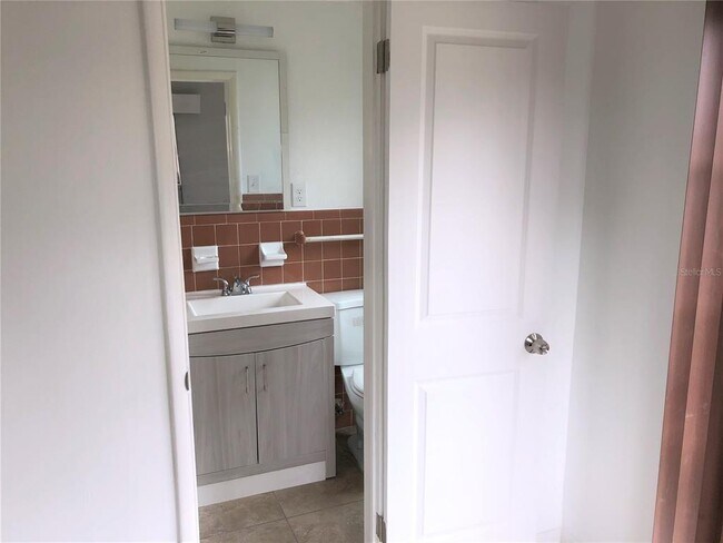 Building Photo - 2921 Greenbriar St