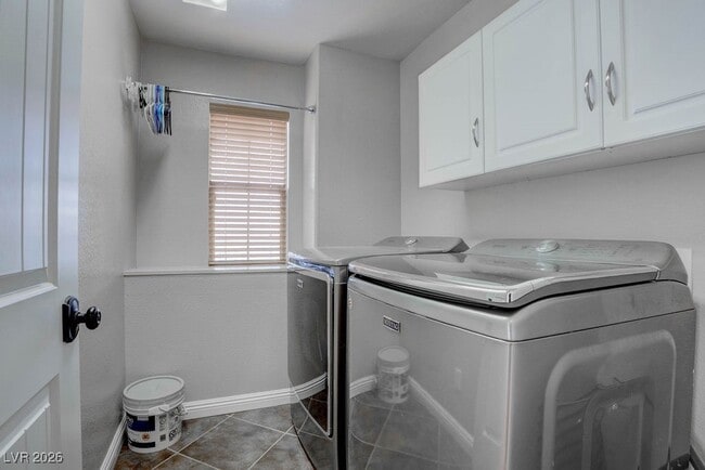 Building Photo - 1948 W Hammer Ln