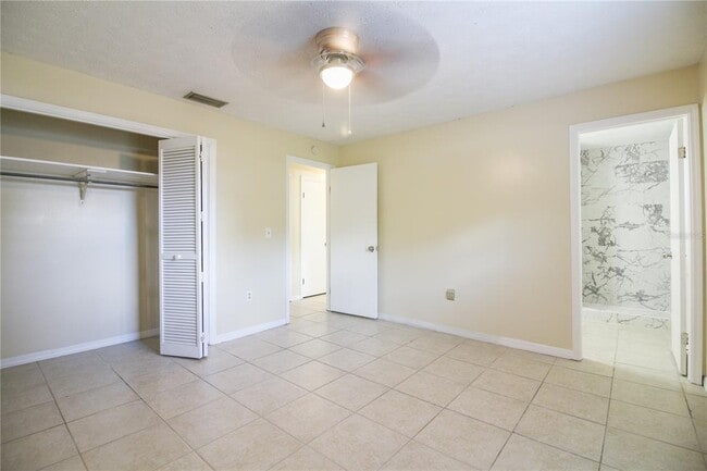 Building Photo - 701 Swiss Dr