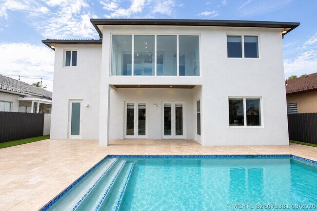 Building Photo - 8833 NW 178th St