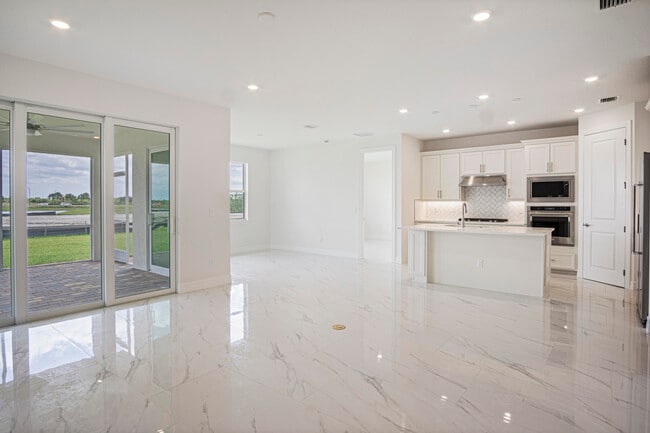 Building Photo - 10353 SW Captiva Dr