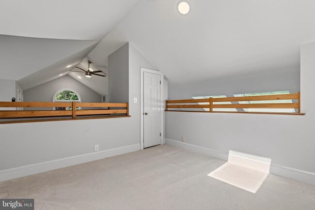 Building Photo - 5430 Chevy Chase Pkwy NW