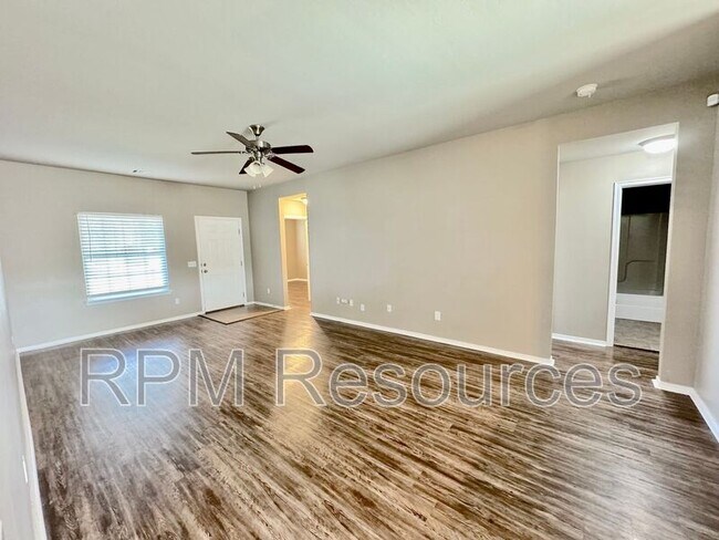 Building Photo - 2920 Cider Mill Ln