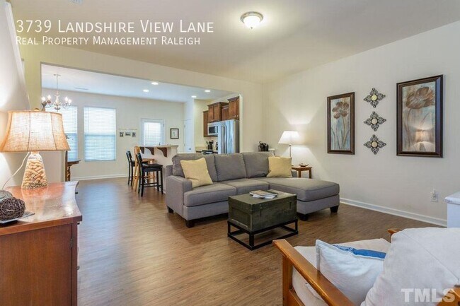 Building Photo - 3739 Landshire View Lane