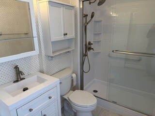 Building Photo - 453 N Main St