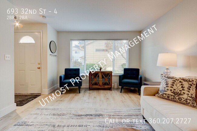 Building Photo - Beautifully Appointed Furnished 2BD Condo ...