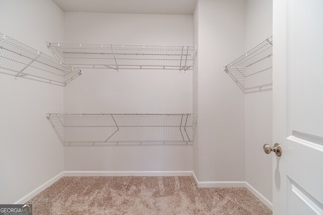 Building Photo - 2252 Talmai Dr