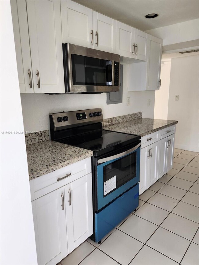 Primary Photo - 2 bedroom in Sunny Isles Beach FL 33160