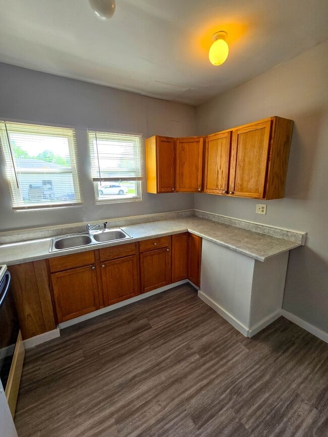 Building Photo - Charming 5 Bedroom Home in Aledo with Mode...