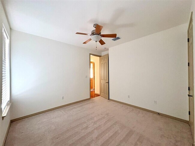 Building Photo - 8604 Toro Creek Cove