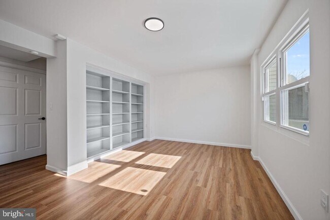 Building Photo - 6909 Doublebrand Ct