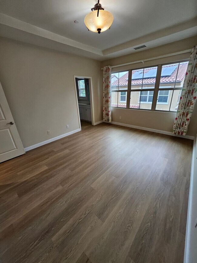 Building Photo - Stonegate detached home!