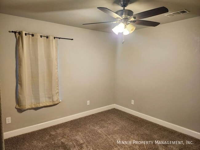 Building Photo - 5222 Jarvis St