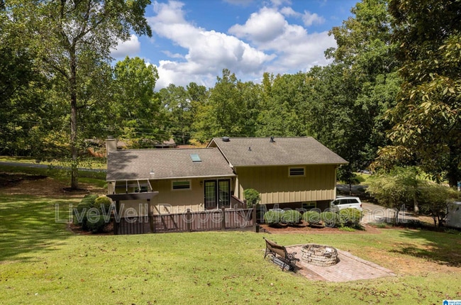 Building Photo - 115 Valley Ln