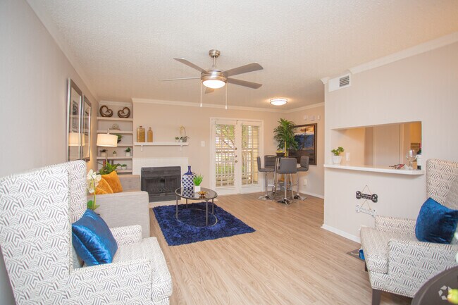 Interior Photo - Skyler Apartments