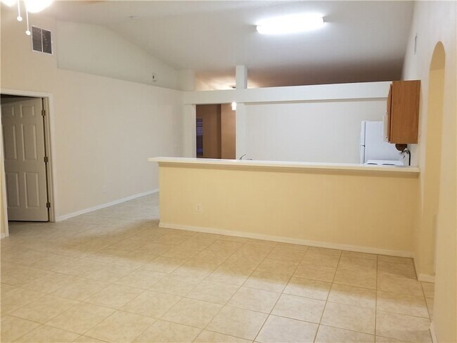 Building Photo - 8025 98th Ct