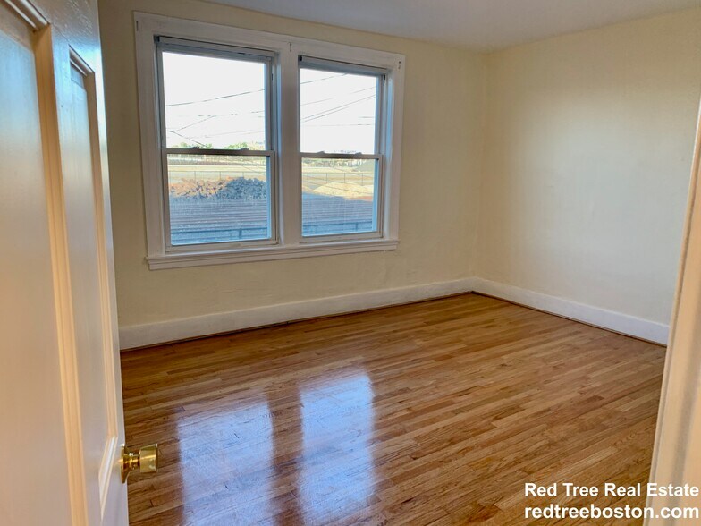 Building Photo - 20 Wadsworth St