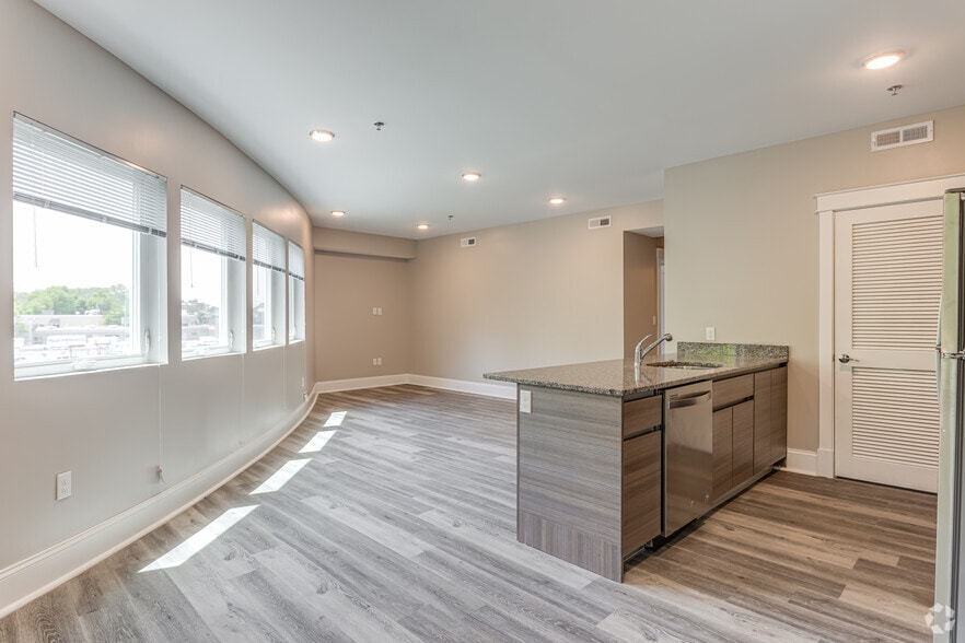 Primary Photo - Watermills