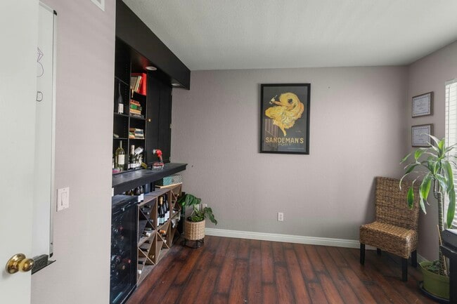 Building Photo - 958 Stratford Way