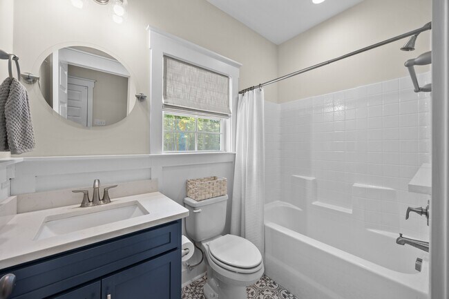 Building Photo - 3506 Sir James Ln