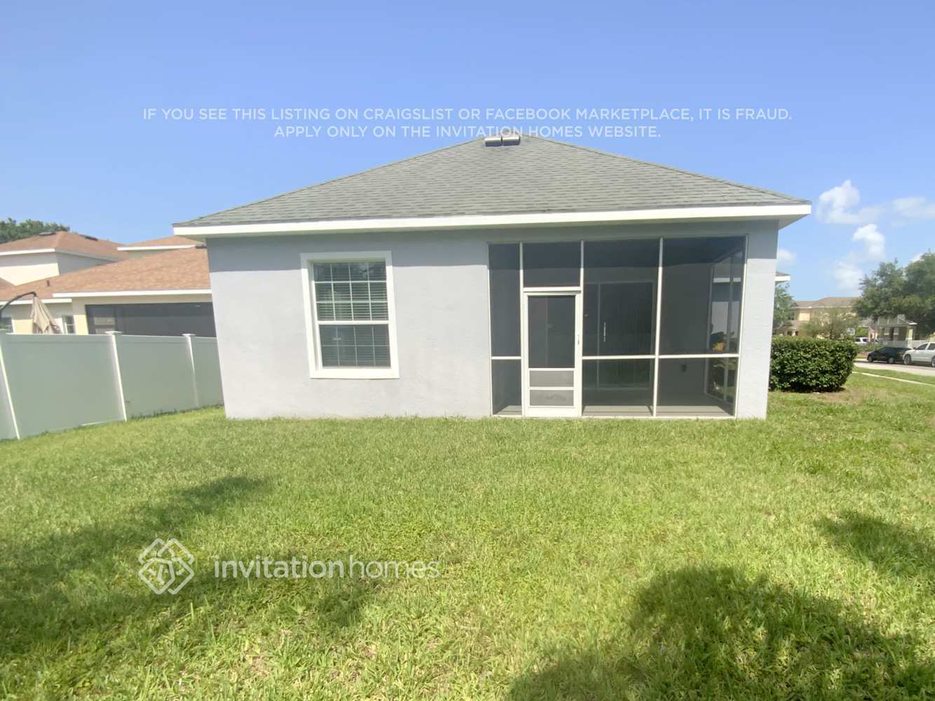 Building Photo - 3224 Bayflower Ave