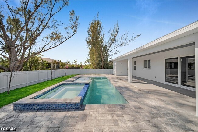 Building Photo - 1107 NW 40th Pl