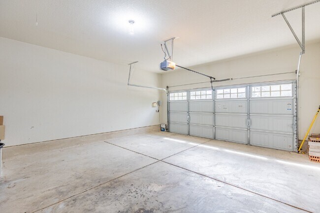 Building Photo - 3922 Retreat Run