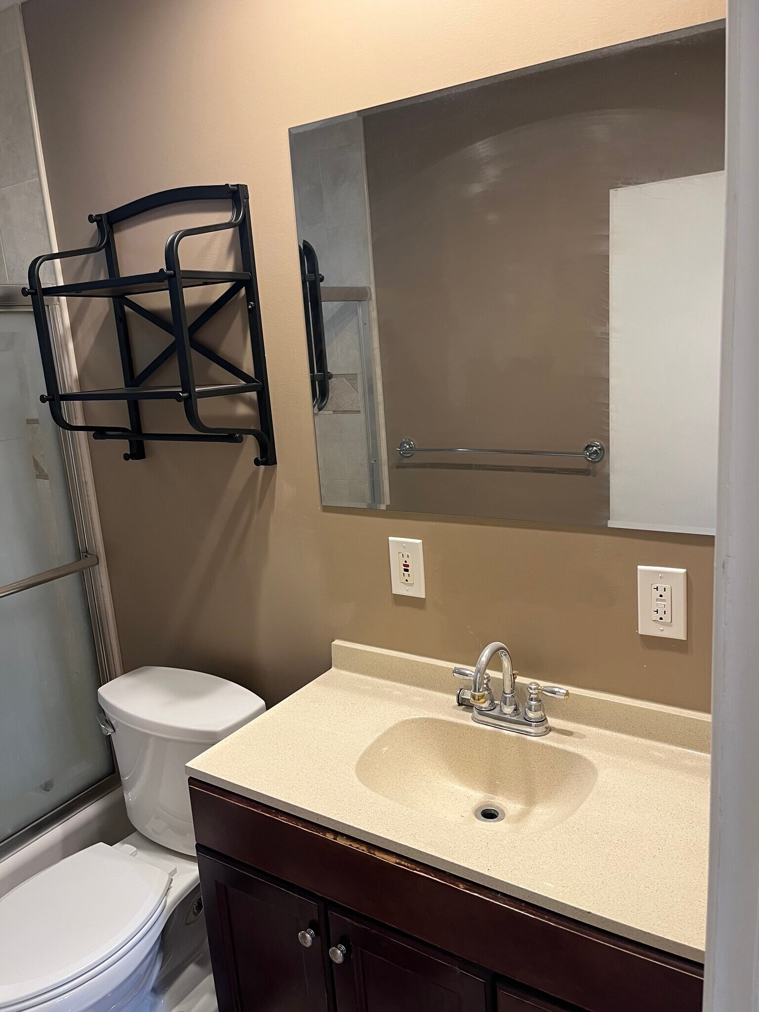 Building Photo - 22 Barone Cir