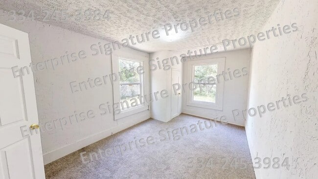 Building Photo - 603 S Edgewood Dr