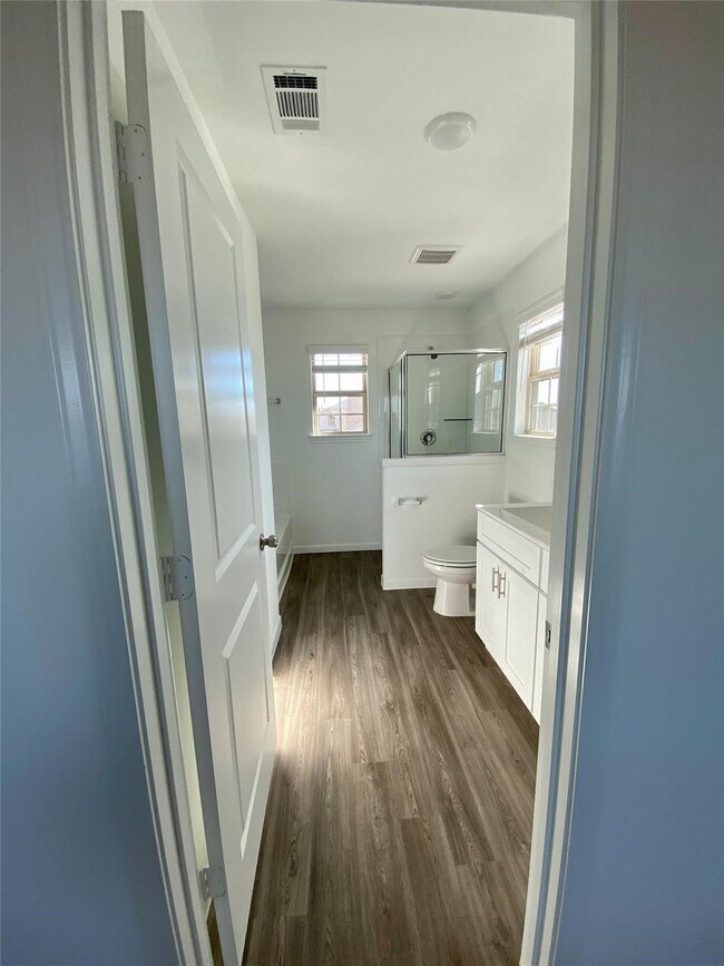 Building Photo - 21114 Dolphin Bay Ln