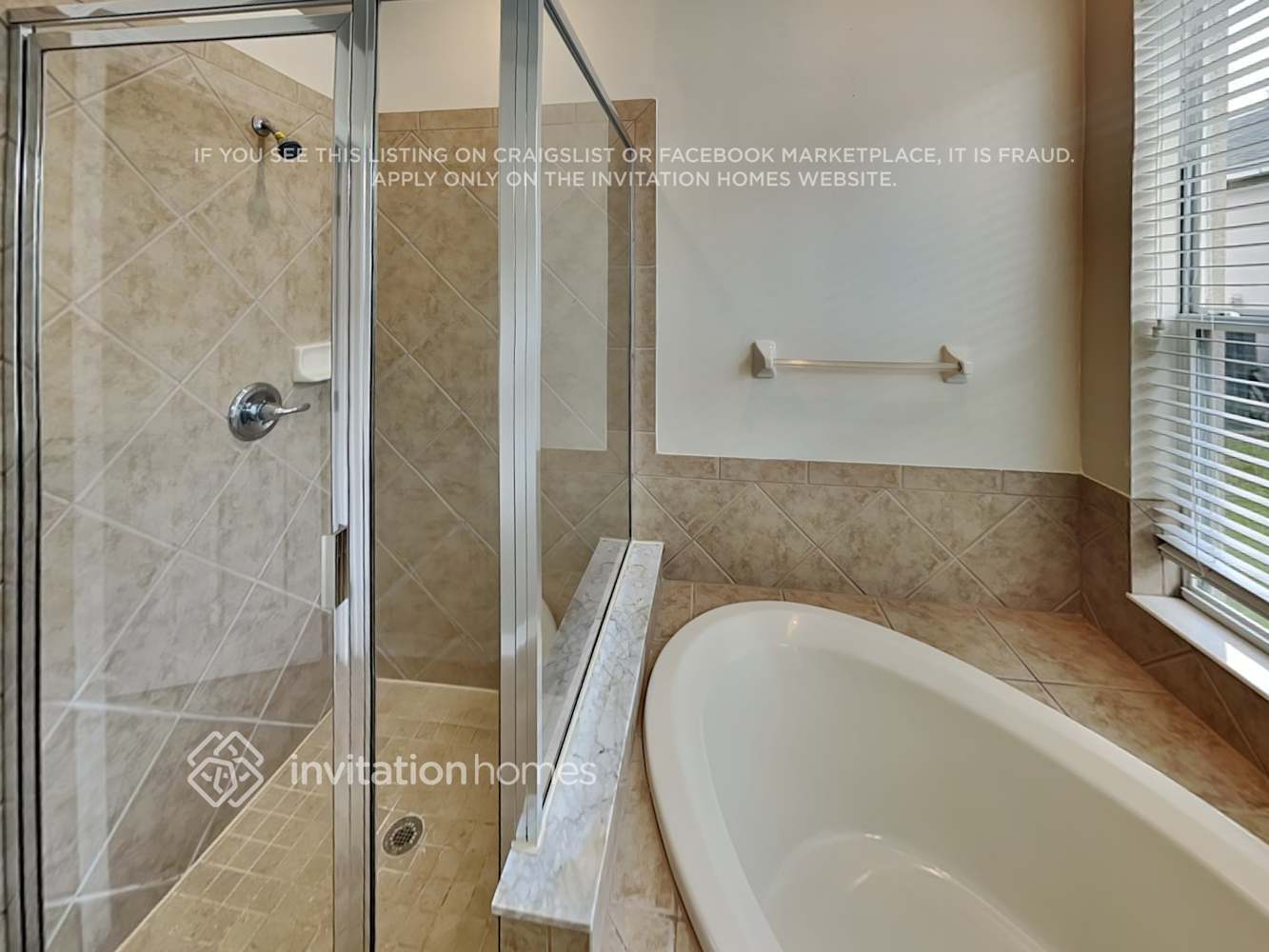 Building Photo - 15662 Lemon Fish Dr