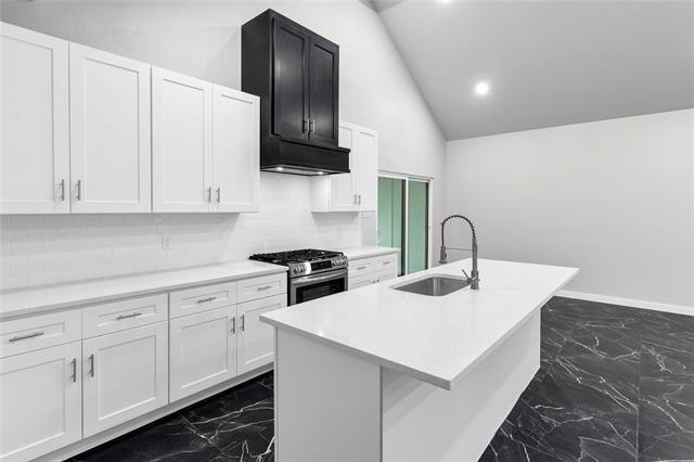 Building Photo - 544 Highview Ct