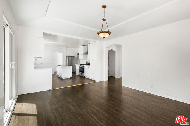 Building Photo - 7926 4th St