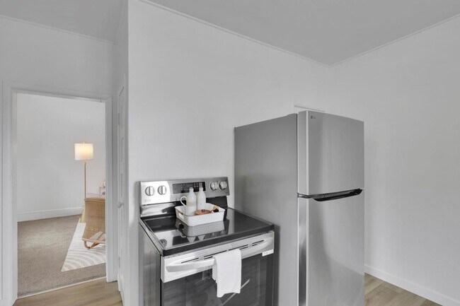 Building Photo - Lovely 1-Bedroom Unit in the heart of Spokane