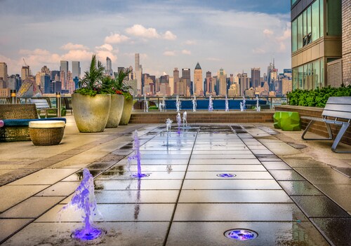 Building Photo - 8 Pershing Rd