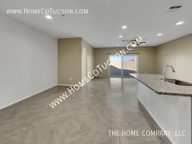 Building Photo - 13412 N Laura Ellen Ln
