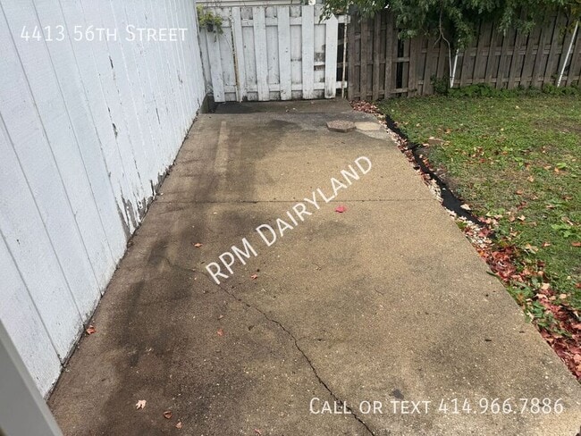 Building Photo - 4413 56th St