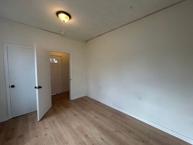 Building Photo - 1614 43rd Street Ensley