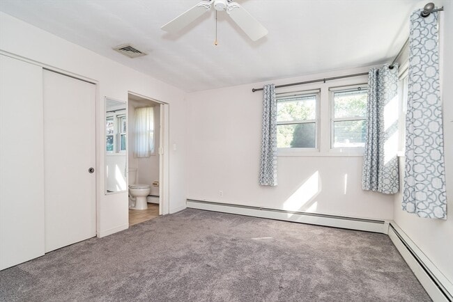 Building Photo - 14 Rosslare Rd