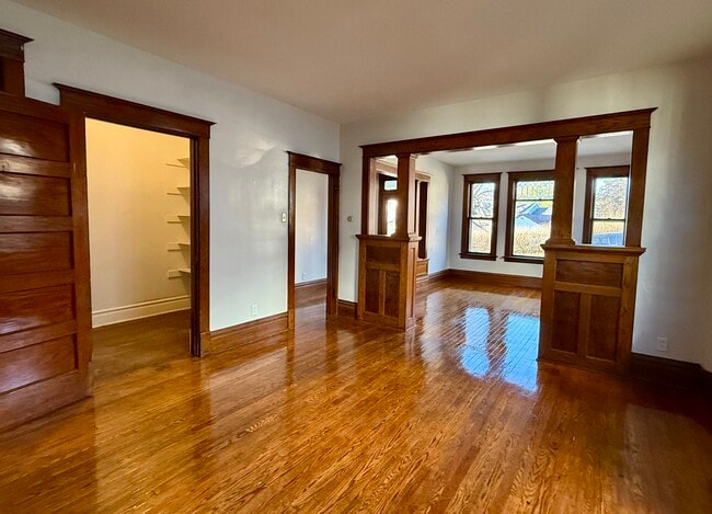 Building Photo - 632 Wilson Ave
