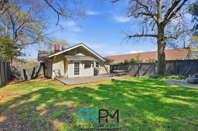 Building Photo - 24 Tindal Ave