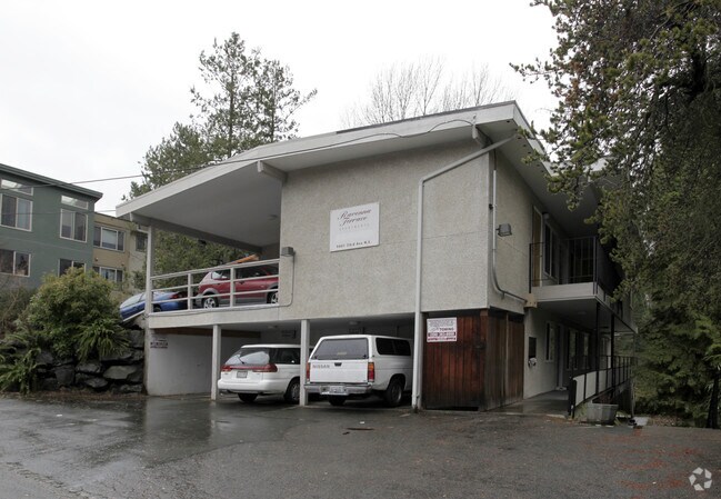 Primary Photo - Ravenna Terrace Apartments