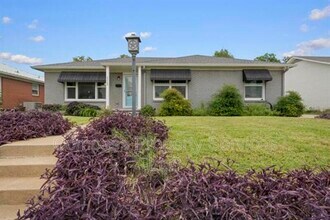 Building Photo - 1113 N New Rd