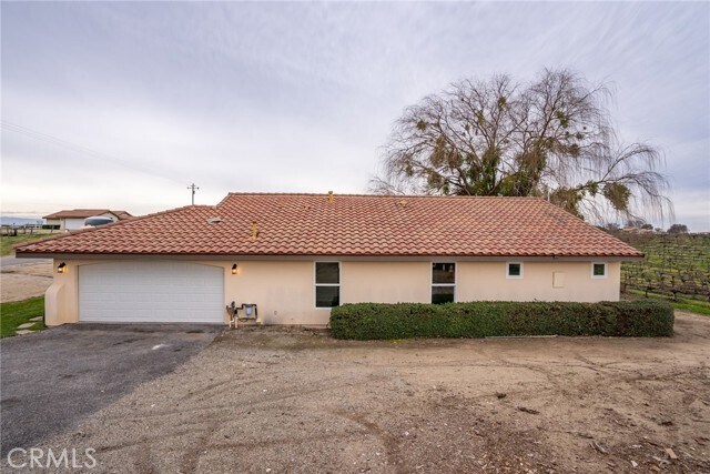 Building Photo - 8460 Magdalina Dr