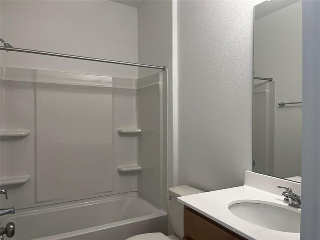 Building Photo - 424 Bristlecone Bend