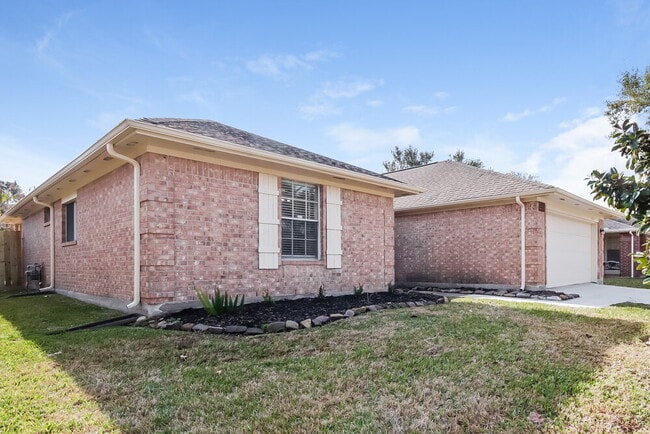 Building Photo - 4919 Bayboro Park Dr
