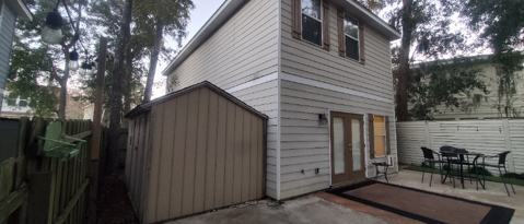 Building Photo - 76 Beacon Point Dr