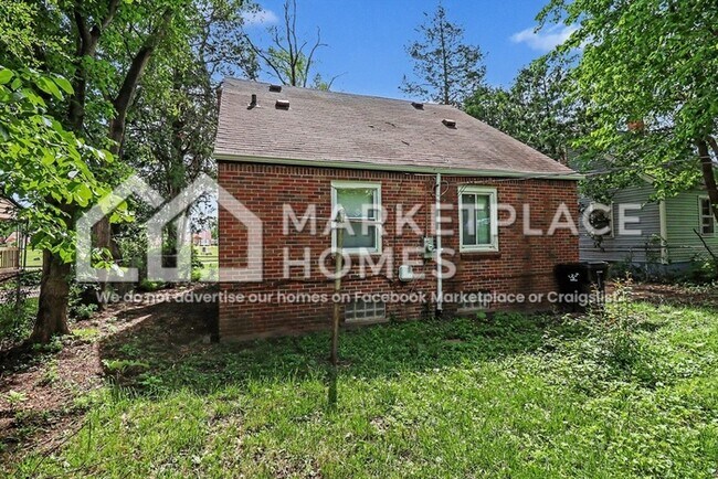 Building Photo - 18431 Teppert St